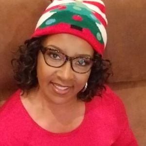 Meet your Posher, Myra